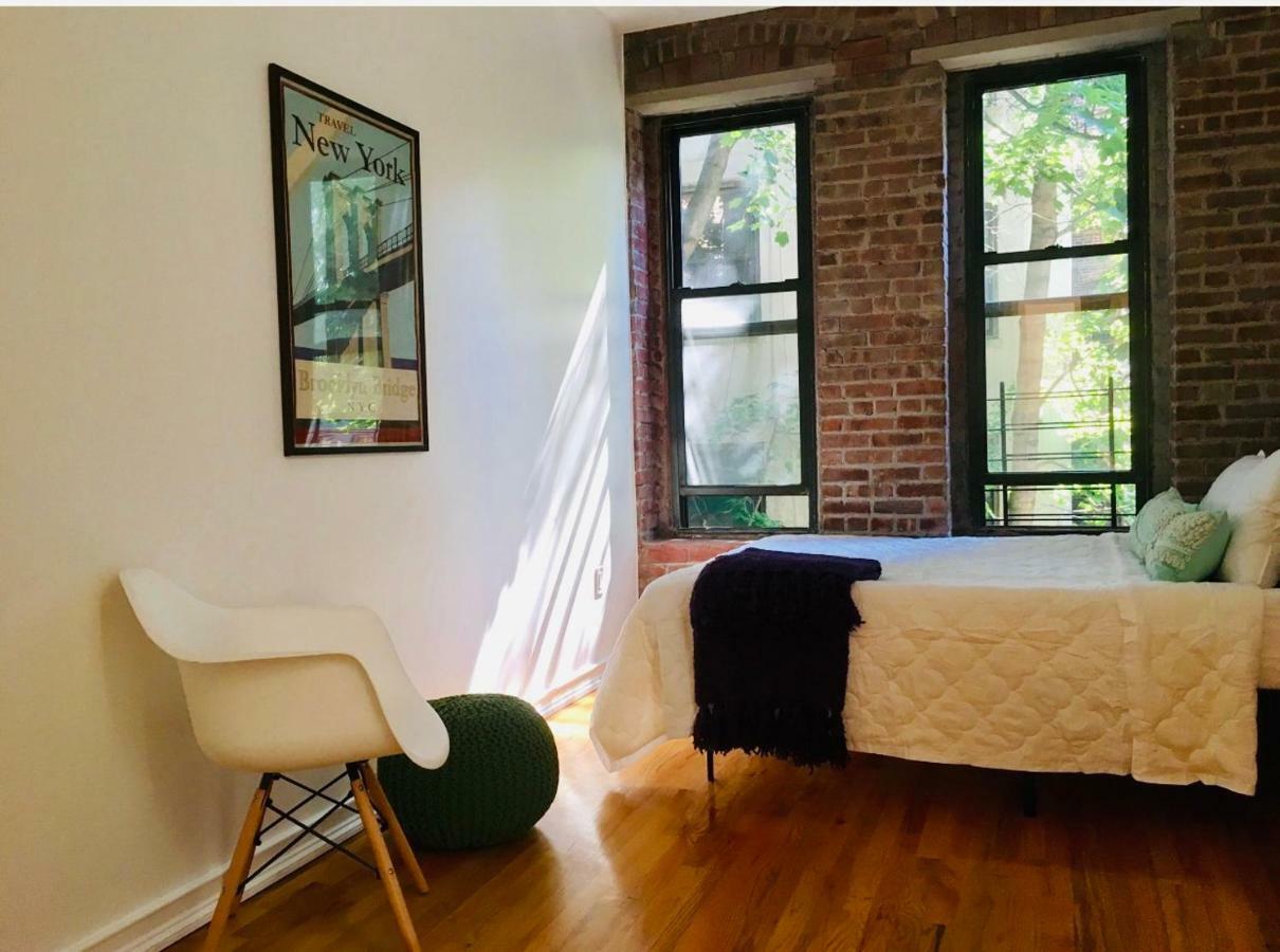 Two Bedroom Harlem Apartment นิวยอร์ก ภายนอก รูปภาพ